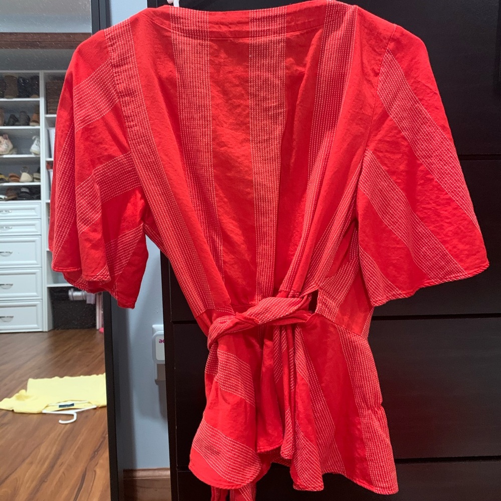 Red Blouse - Picture 4 of 4